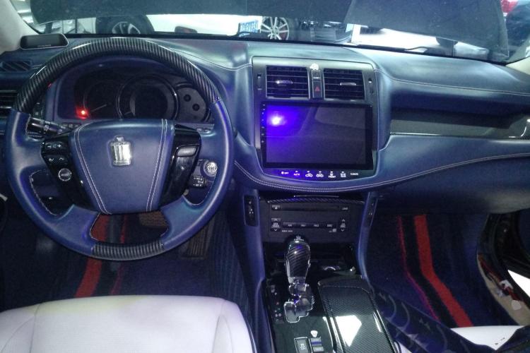 Toyota Crown 2014 imagen de coche #14