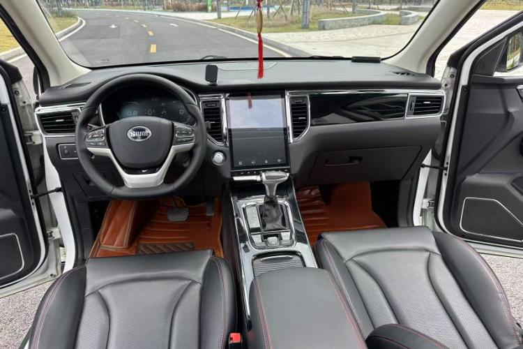 SWM斯威汽车 SWM斯威G01FF 2020 #14 SWM斯威汽车 SWM斯威G01FF 2020 汽车图片 #14