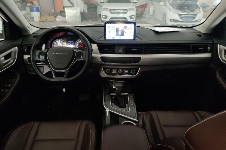 T5 2023 car image #14