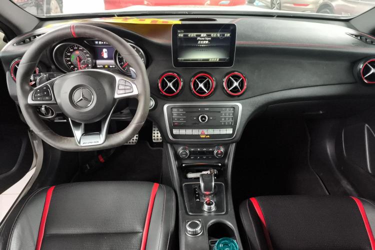 Mercedes-Benz GLA AMG 2019 car image #14