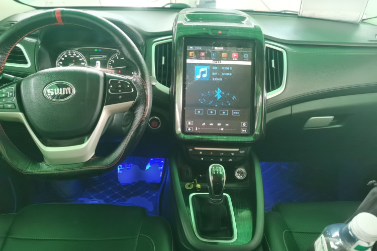 SWM X3 2017 изображение автомобиля #14