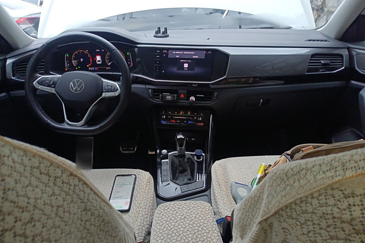 Volkswagen Tayron X 2022 #14 Volkswagen Tayron X 2022 car image #14