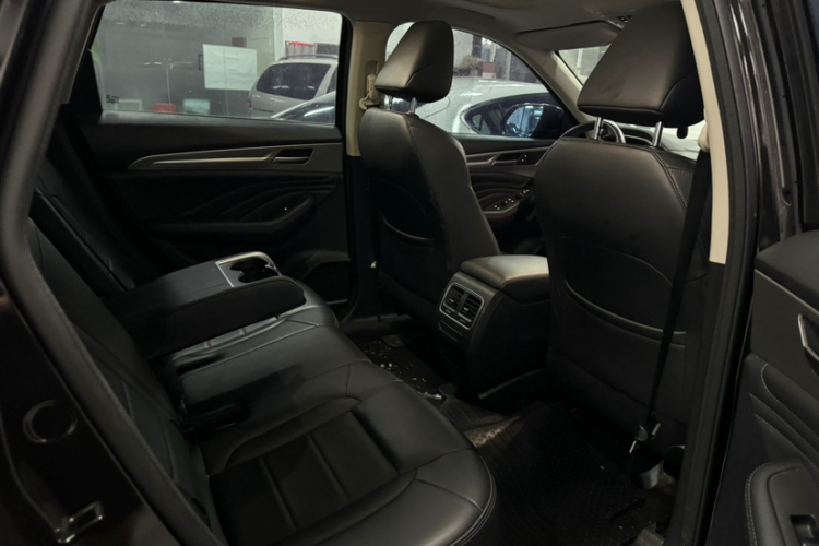 Haval F7 2019 #14 Haval F7 2019 car image #14