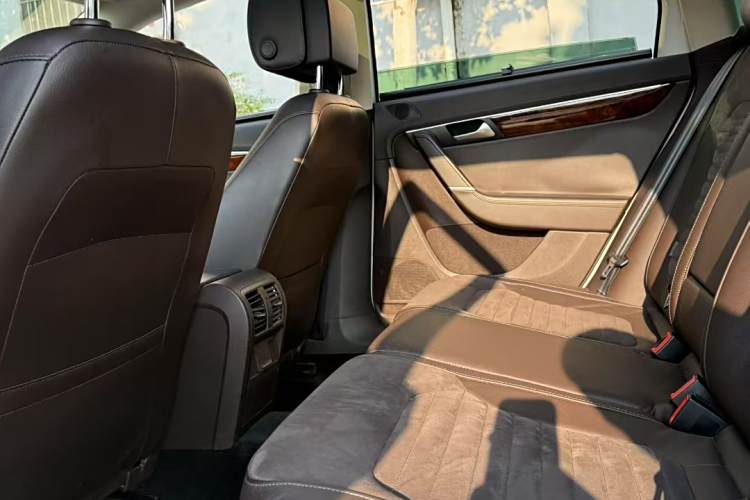 Volkswagen Magotan (Imported) 2014 car image #14