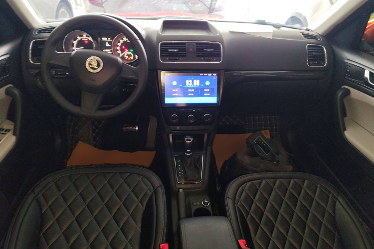 Skoda Yeti (Imported) 2019 car image #14