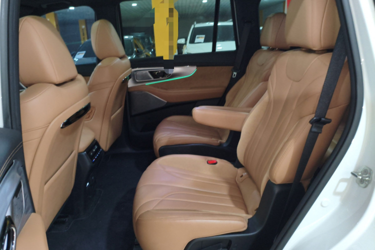 GAC Trumpchi ES9 2023 #14 GAC Trumpchi ES9 2023 car image #14