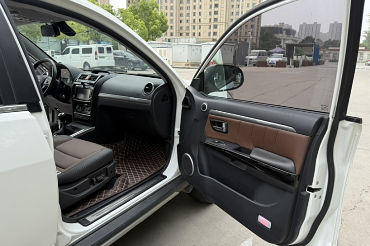 Haval H5 Class 2017 car image #14