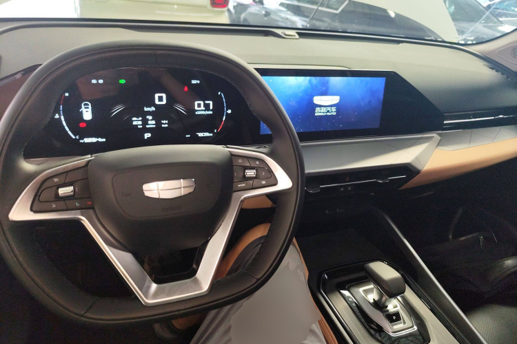 GEELY OkavangoPRO 2024 car image #14