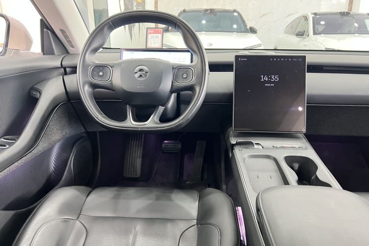 NIO ET5 2023 image de voiture #14