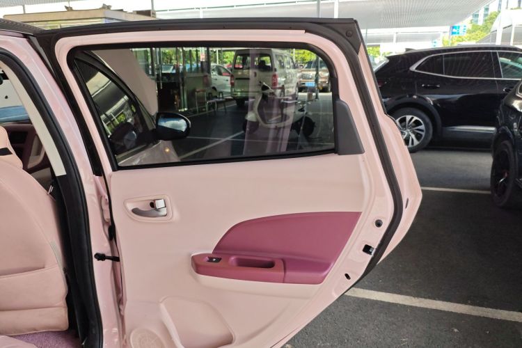 Changan BenBen E-Star 2022 изображение автомобиля #14