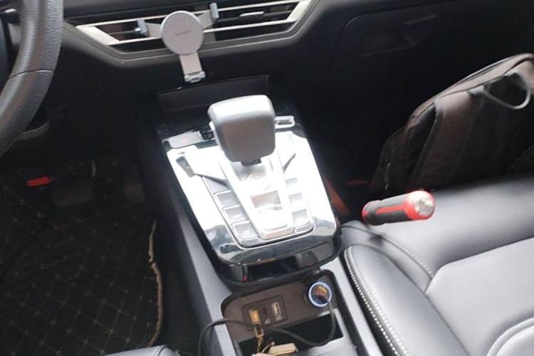 BYD Yuan New Energy 2021 car image #14