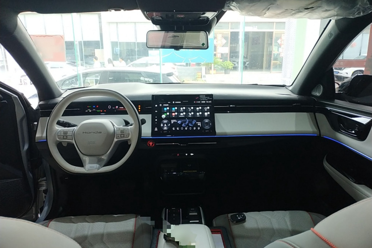 Honda e:NS2 2024 car image #14