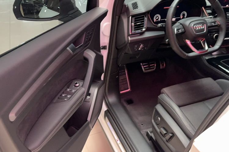 Audi Q5L Sportback 2024 car image #14