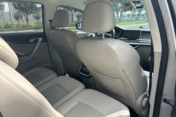 GEELY JiaJi New Energy 2021 car image #14