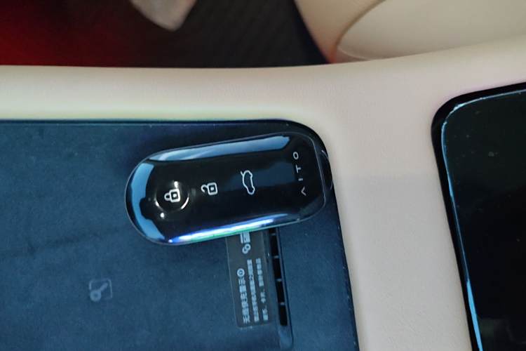 AITO 问界 问界M7 2023 汽车图片 #14