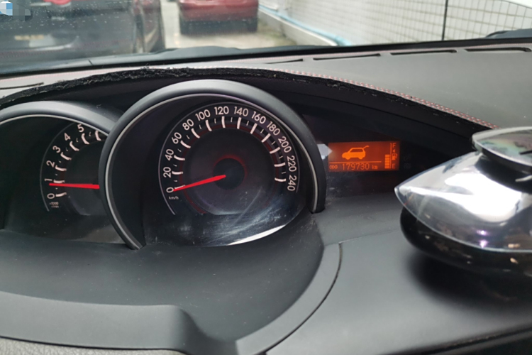 Toyota Verso 2015 car image #14