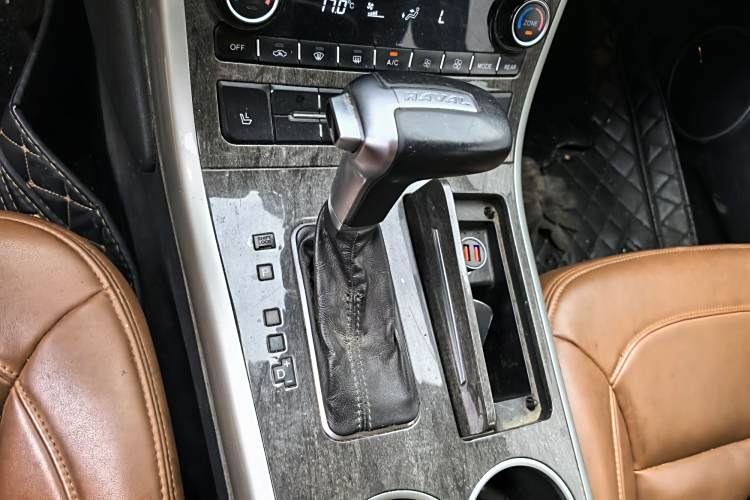 Haval H8 2016 #14 Haval H8 2016 изображение автомобиля #14