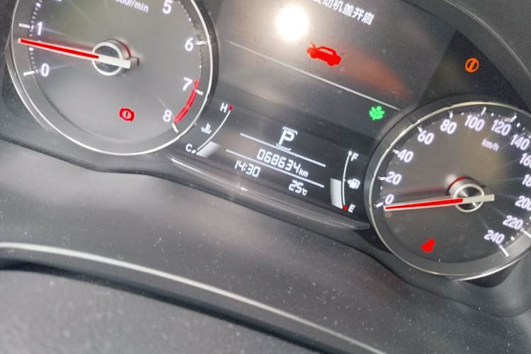 Honda Avancier 2018 صورة سيارة #14