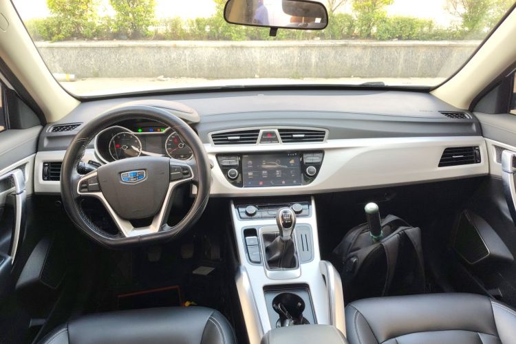 GEELY Boyue 2018 car image #14