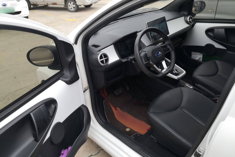 BYD e1 2019 #14 BYD e1 2019 car image #14