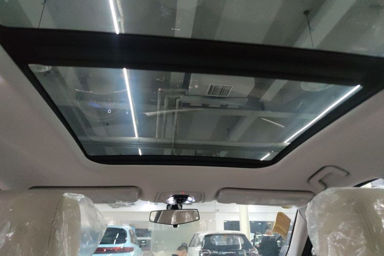 Kaiyi Kunlun New Energy 2025 #14 Kaiyi Kunlun New Energy 2025 car image #14