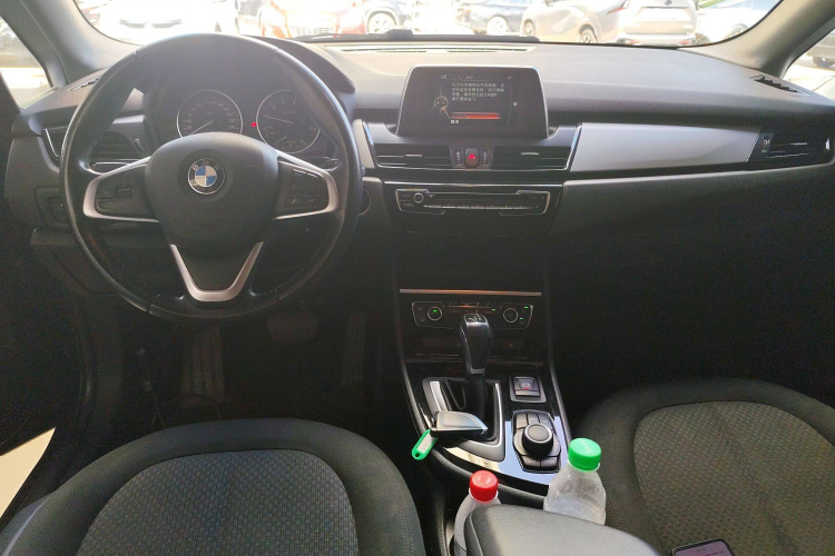 BMW 2 Series Tourer 2017 imagem de carro #14