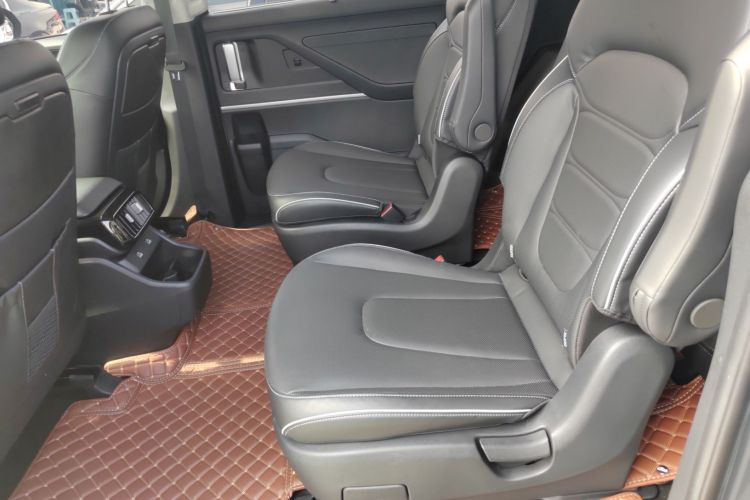 Hyundai Custo 2023 car image #14