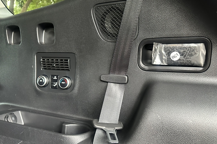 Hyundai Grand Santa Fe 2017 #14 Hyundai Grand Santa Fe 2017 car image #14