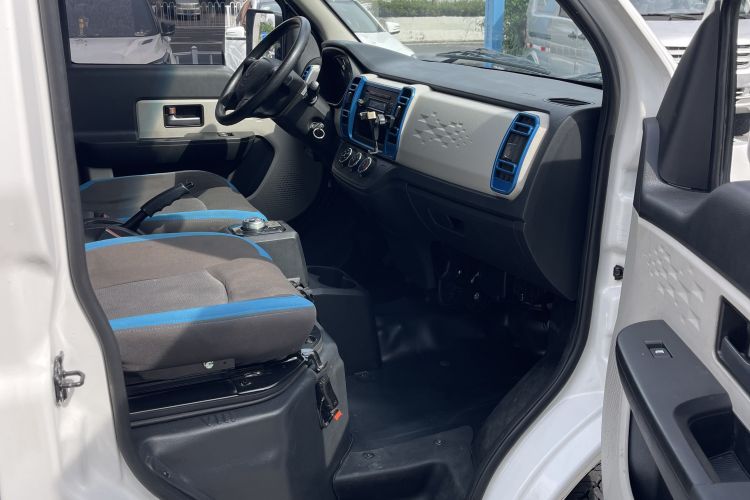 2024 car image #14