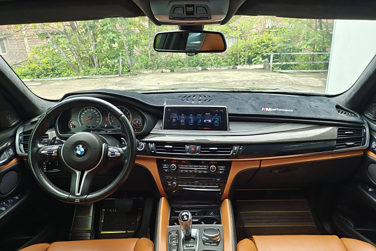 BMW X5 M 2017 car image #14