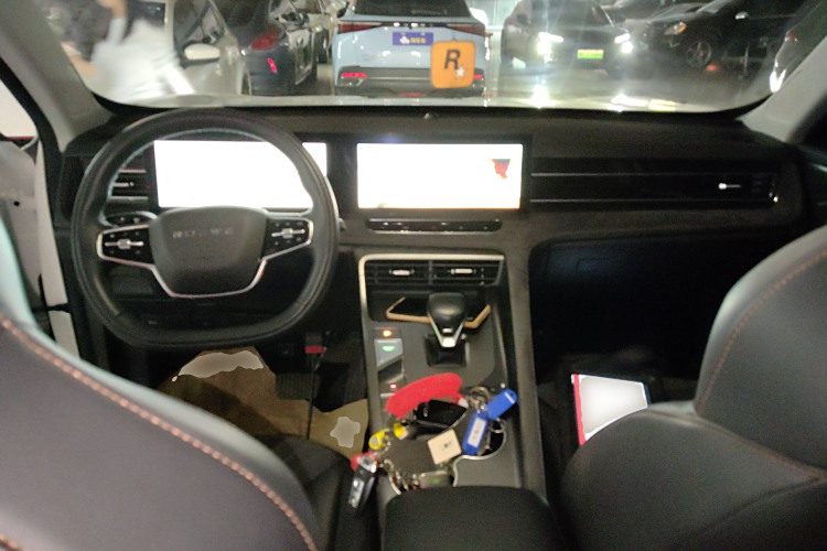 Roewe D5X DMH 2024 car image #14