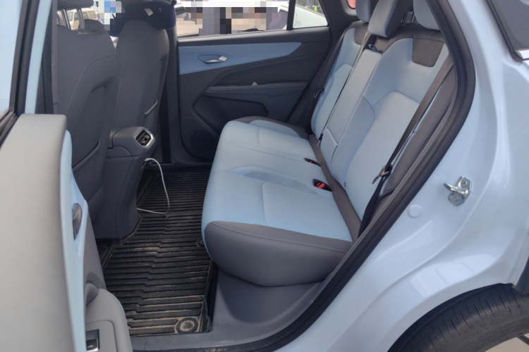 Livan 7 2024 car image #14