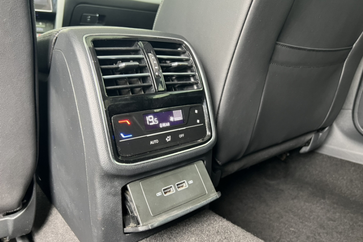 Volkswagen CC (FAW-Volkswagen) 2021 #14 Volkswagen CC (FAW-Volkswagen) 2021 immagine di auto #14