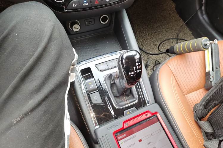 Changan Eado EV 2018 car image #14