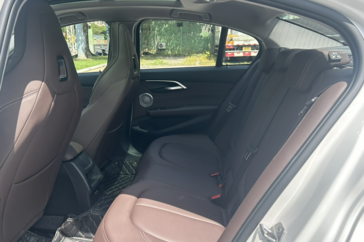 BMW 1 Series M 2022 #14 BMW 1 Series M 2022 car image #14