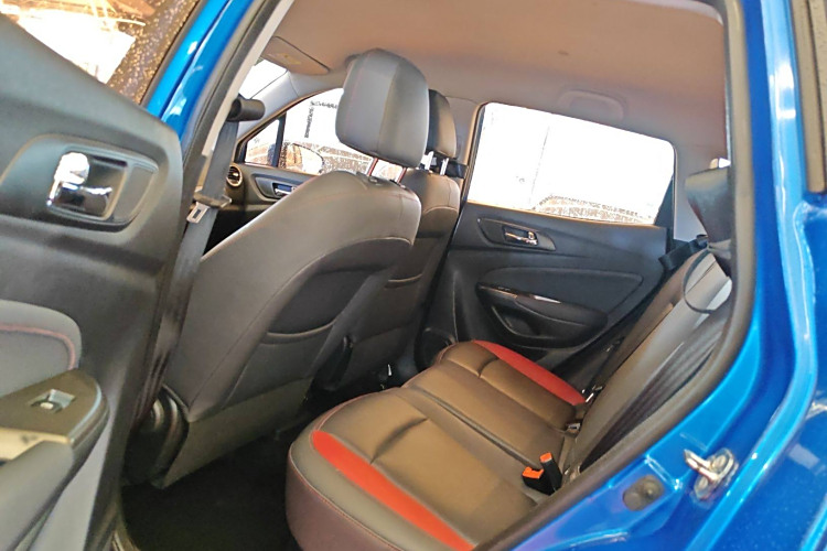 Changan CS15 EV 2017 #14 Changan CS15 EV 2017 imagen de coche #14