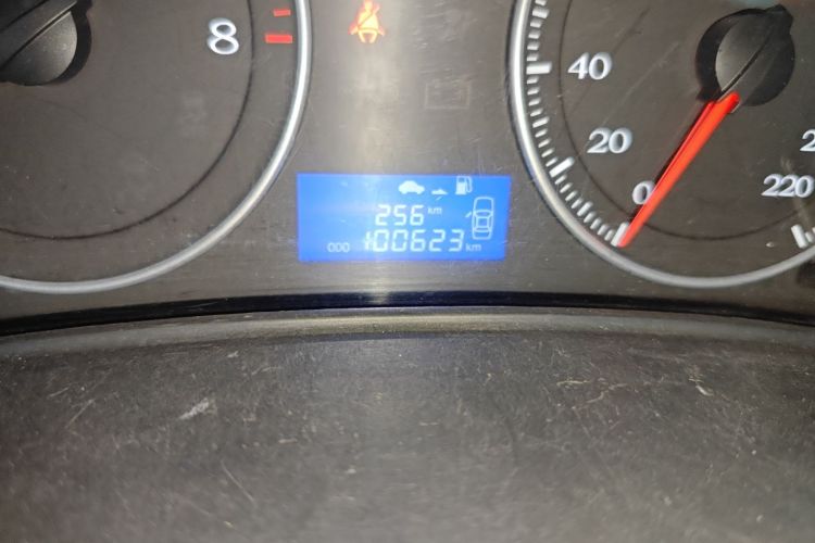 GEELY KingKong 2018 #14 GEELY KingKong 2018 car image #14