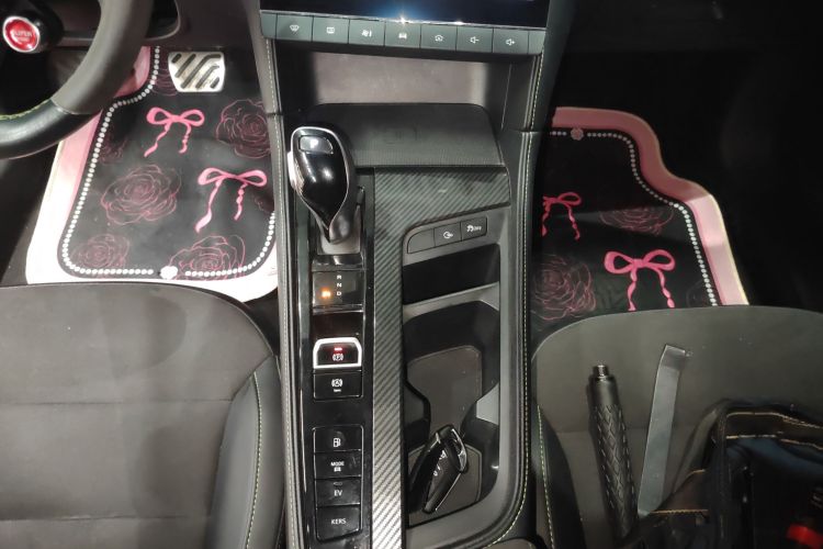 MG 6 New Energy 2022 #14 MG 6 New Energy 2022 car image #14