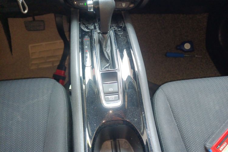 Honda VEZEL 2016 صورة سيارة #14