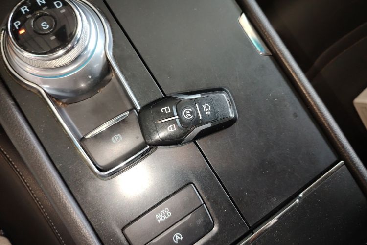 Ford Taurus 2016 #14 Ford Taurus 2016 صورة سيارة #14