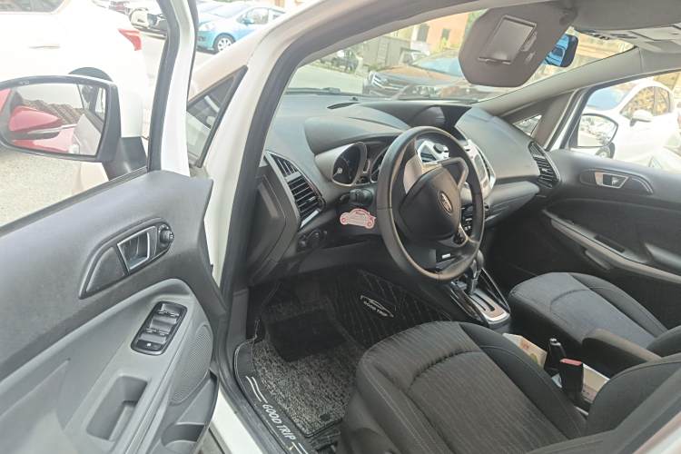 Ford EcoSport 2016 изображение автомобиля #14