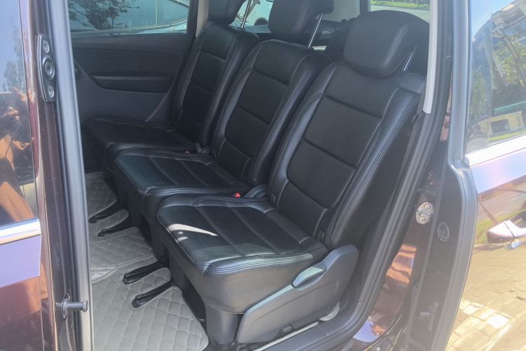 Volkswagen Sharan 2017 immagine di auto #14