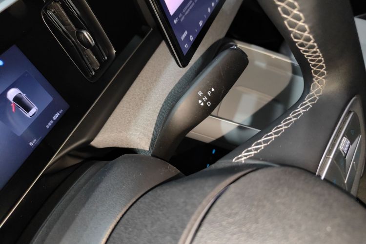 BYD Sea Lion 05 EV 2025 #14 BYD Sea Lion 05 EV 2025 car image #14