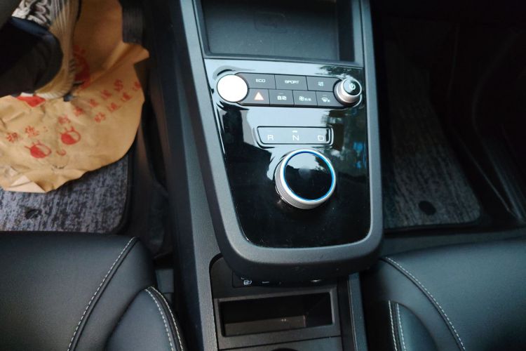 BYD S2 2019 #14 BYD S2 2019 car image #14