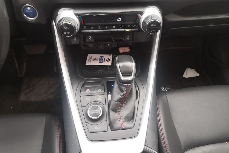 Toyota Wildlander New Energy 2021 #14 Toyota Wildlander New Energy 2021 car image #14