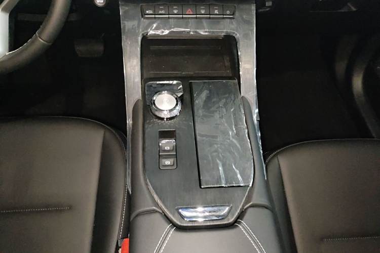 Haval H6 2025 car image #14