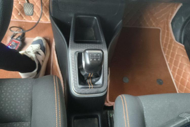 GEELY Vision X1 2018 #14 GEELY Vision X1 2018 car image #14