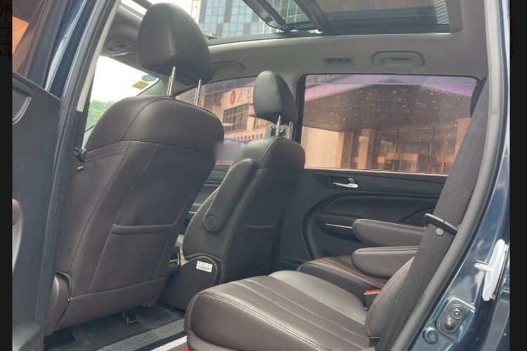 GAC Trumpchi M6 2019 immagine di auto #14