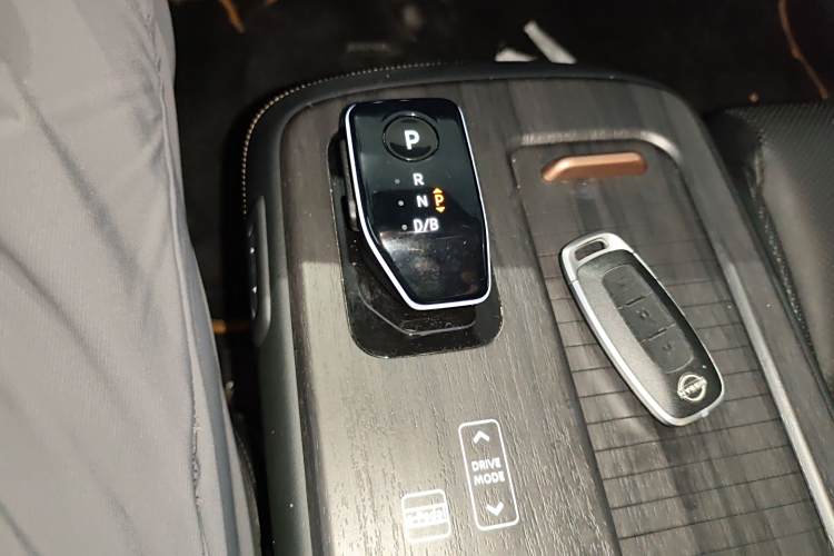 日产 ARIYA艾睿雅 2023 汽车图片 #14