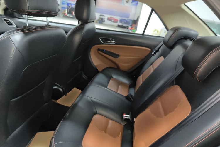 GEELY KingKong 2016 immagine di auto #14